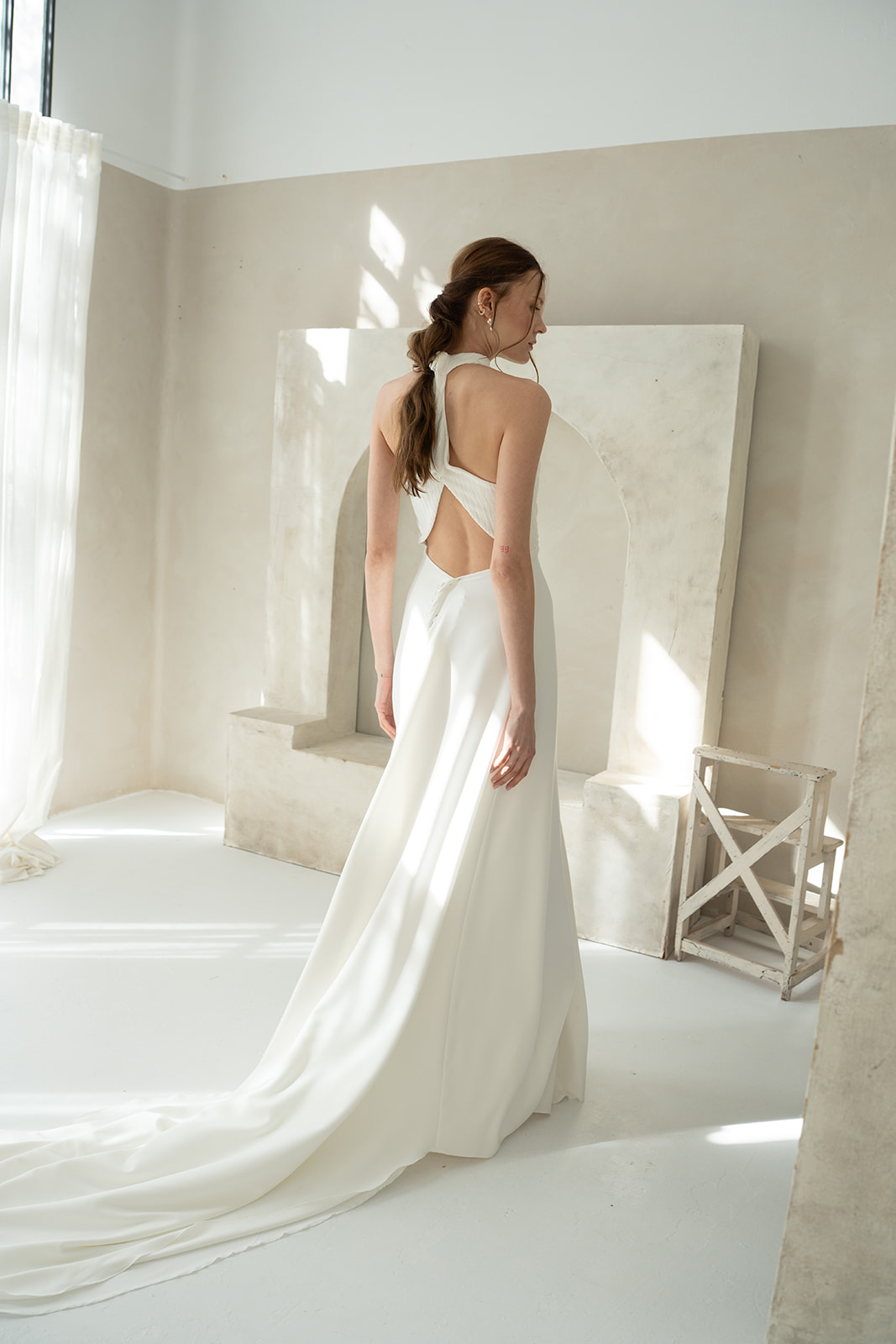 vestido-novia-mistral-luz-primera-collection-espaldas-2