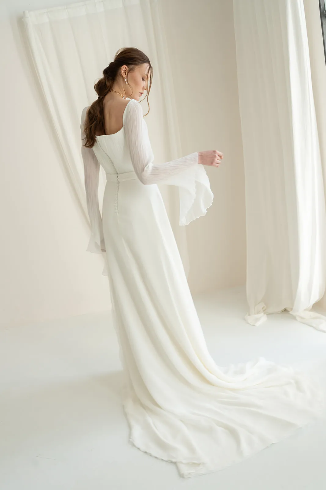 vestido-novia-solea-luz-primera-collection-espaldas-2